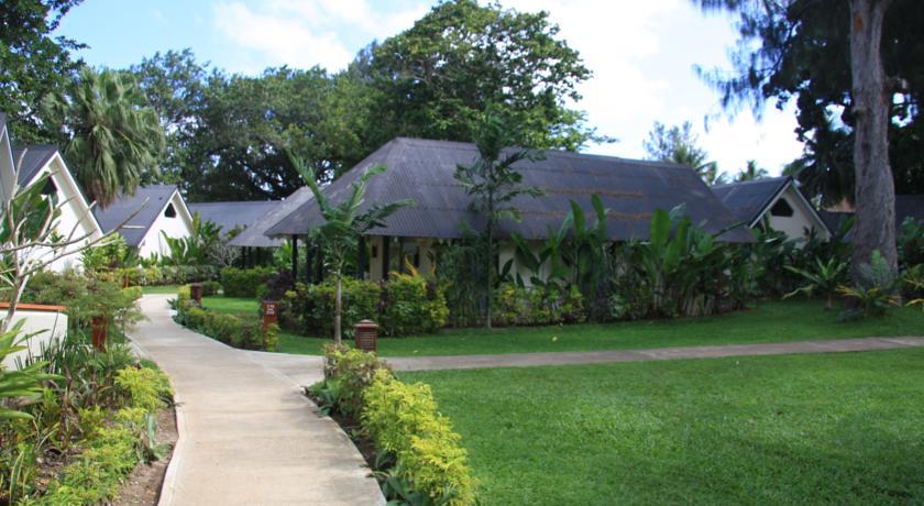 The Warwick Fiji Ξενοδοχείο Korolevu  Εξωτερικό φωτογραφία The main building of the resort